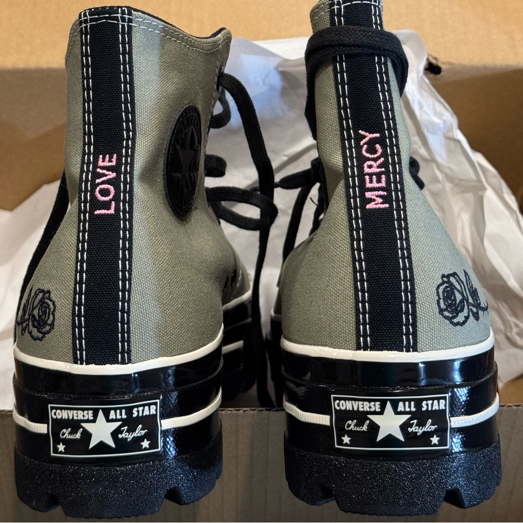 Converse Custom Chuck 70 Hi Top Sz 13nib Patent Toes Embroidered Rose Love/Mercy